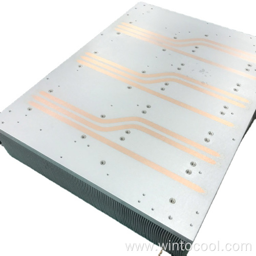 Skived fin heat pipe heat sink for 3000W